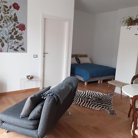 Vittadinisette Apartment ปาเวีย ภายนอก รูปภาพ