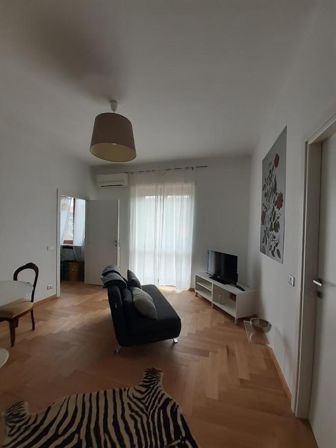 Vittadinisette Apartment ปาเวีย ภายนอก รูปภาพ